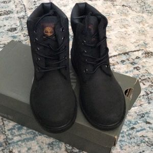 Youth/ kids 6” black timberland waterproof boots